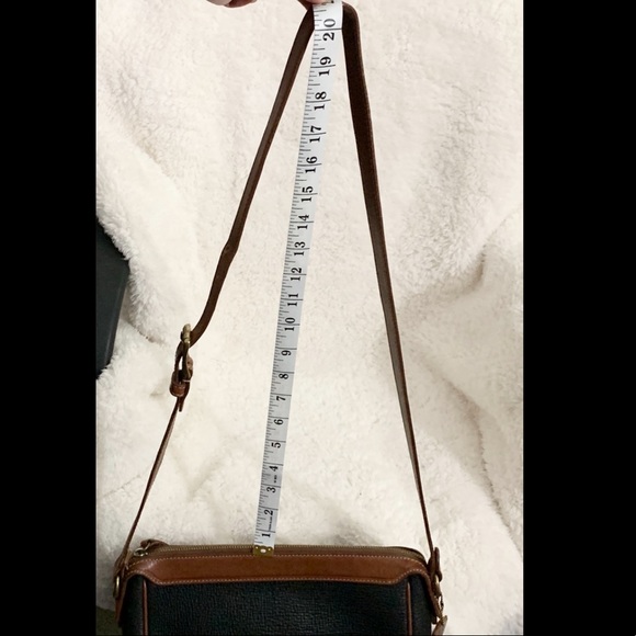 Coach Vintage Richmond bag #4209 made in Italy. Welcome reasonable offers - Picture 7 of 9